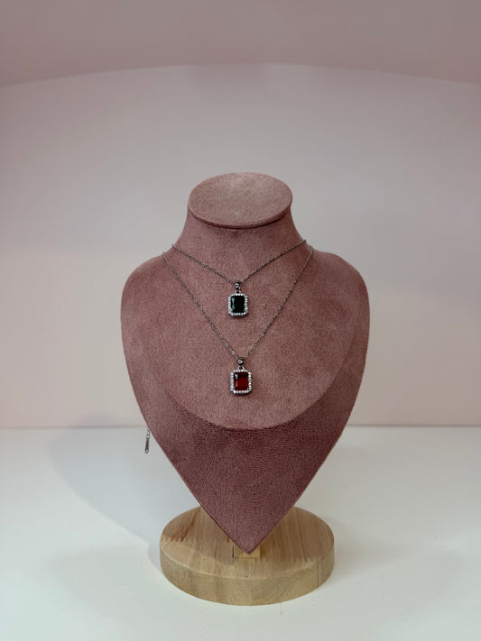 Collana L.