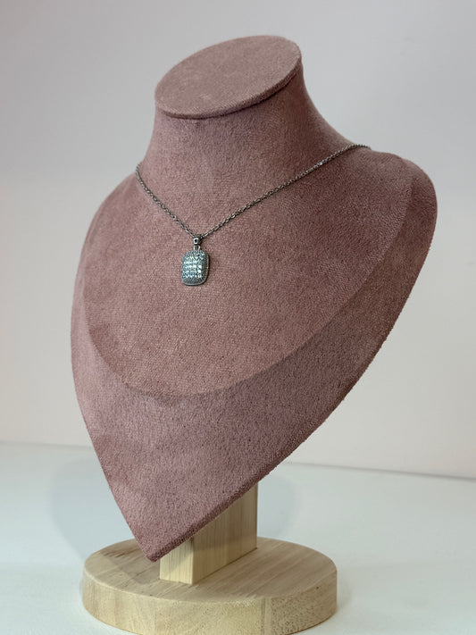 Collana M.